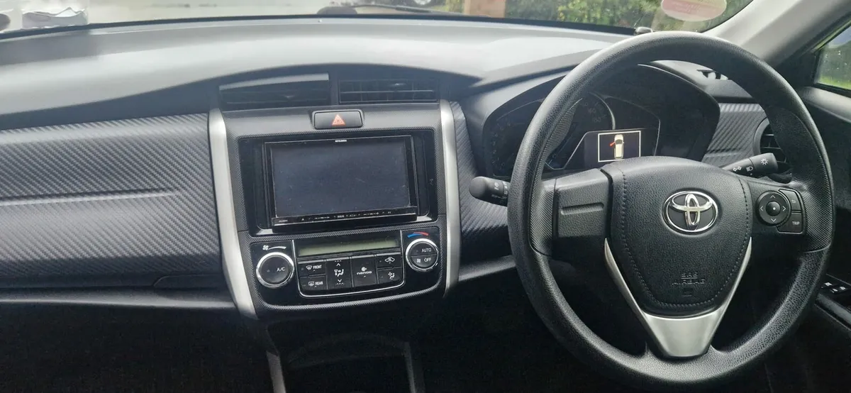 Toyota Corolla - Image 4