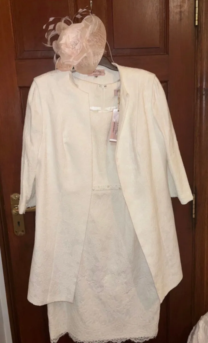 Mother of the Bride or groom outfit - Image 1