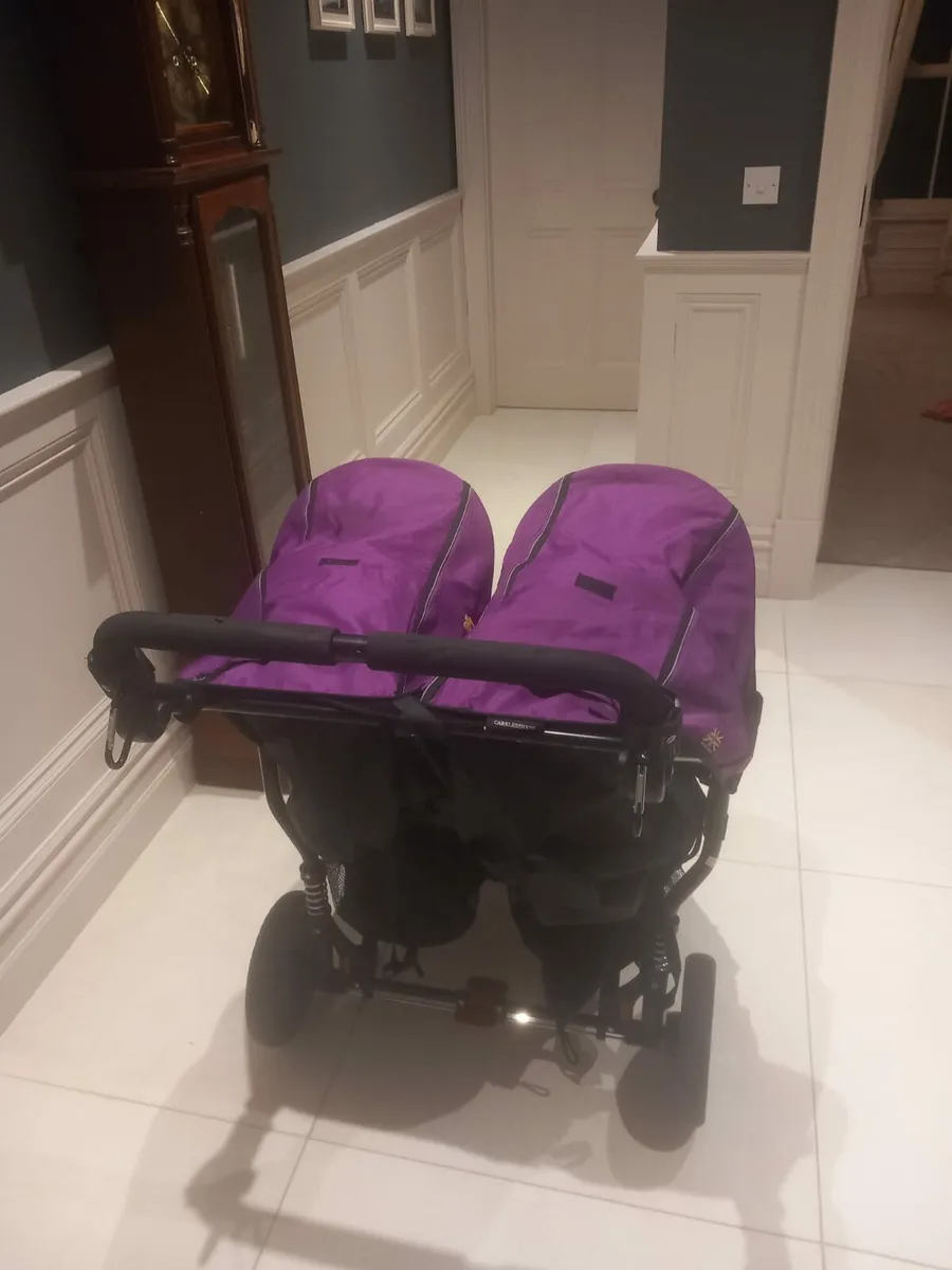 Out n about Nipper V4 Double - Image 4