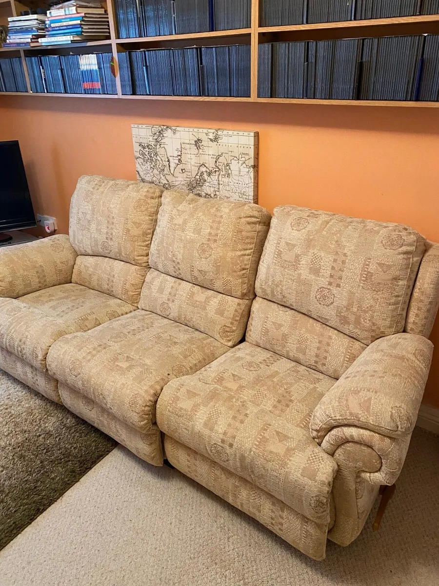 3 seater Couch - Image 1