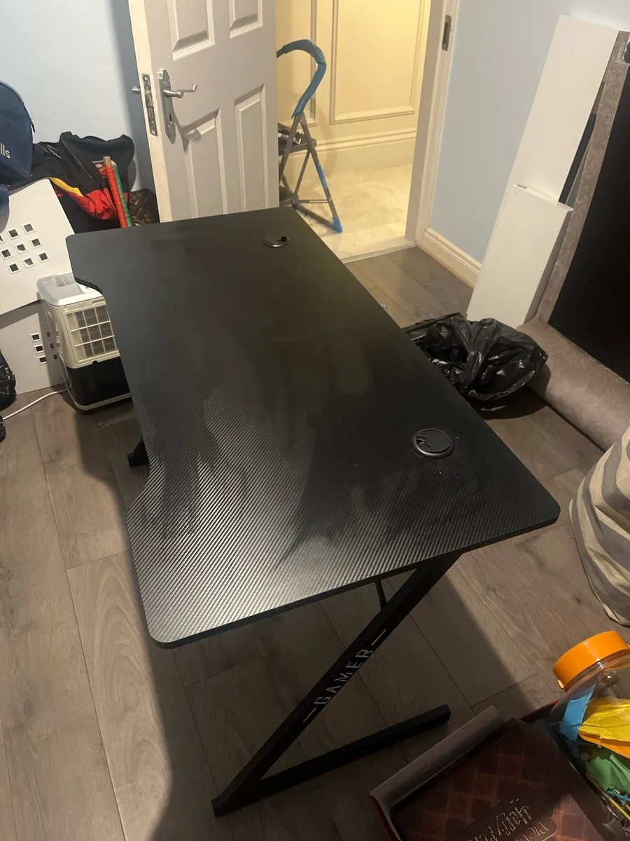 Gaming Desk - Image 1