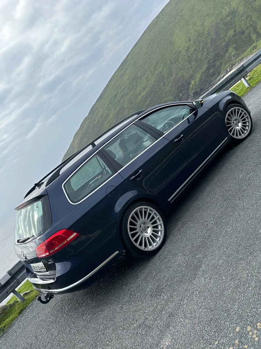 Volkswagen Passat 2014 - Image 1