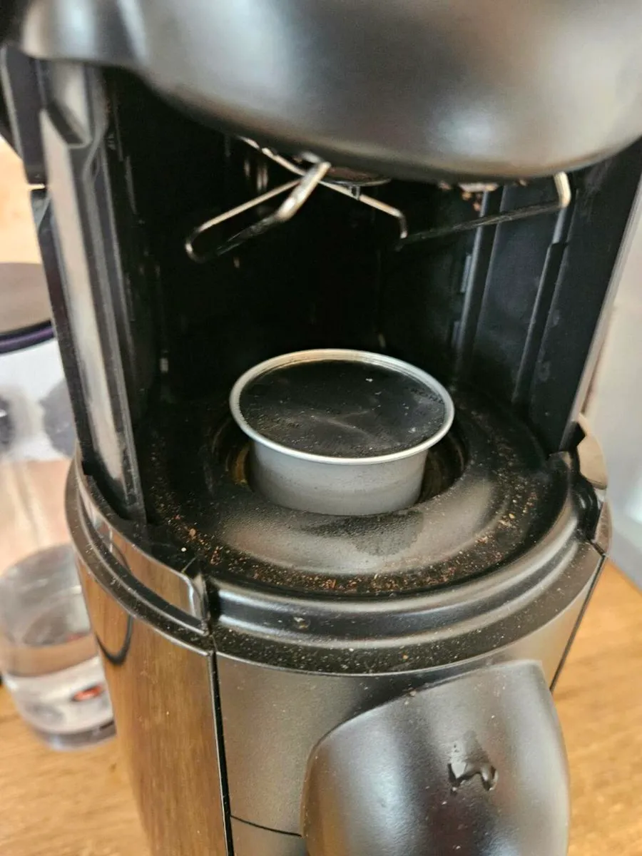 Nespresso coffee machine - Image 4