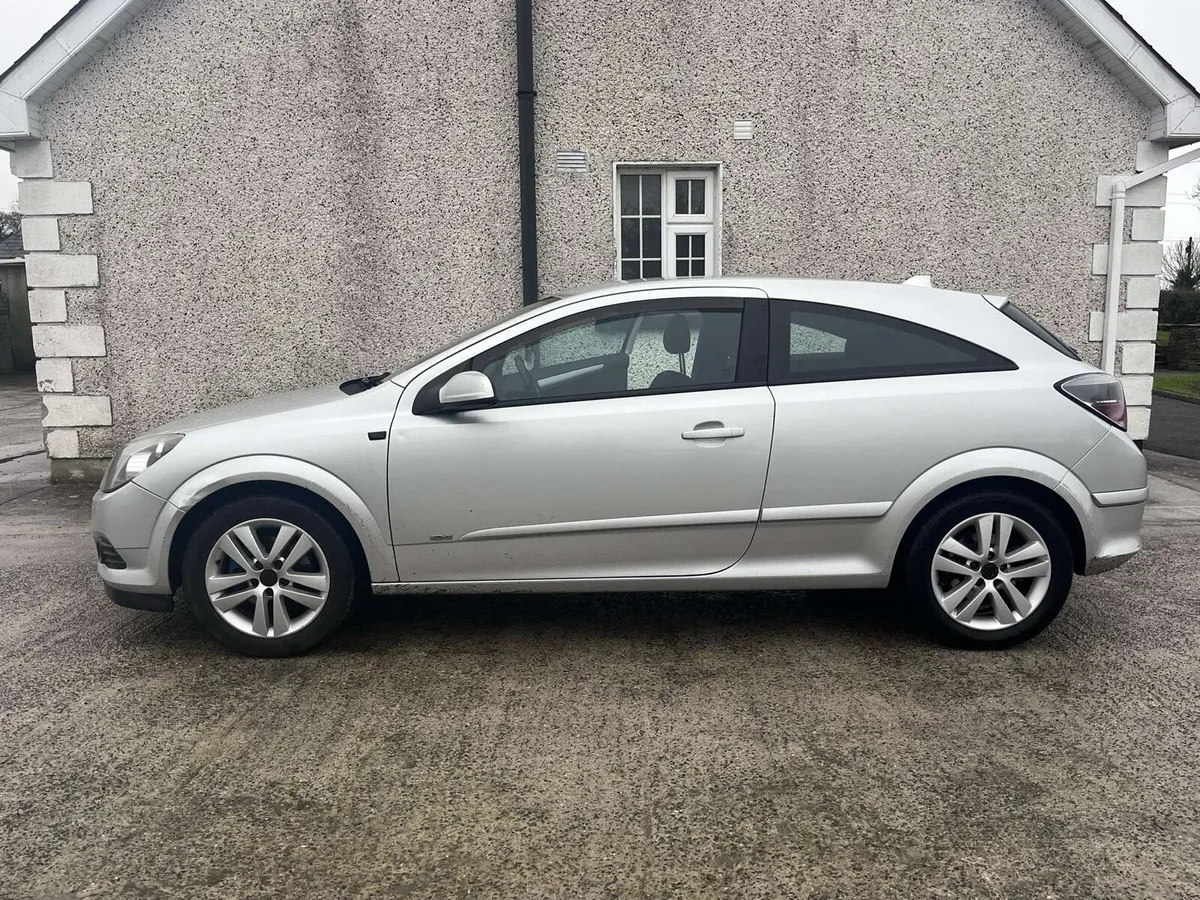 Opel Astra - Image 2