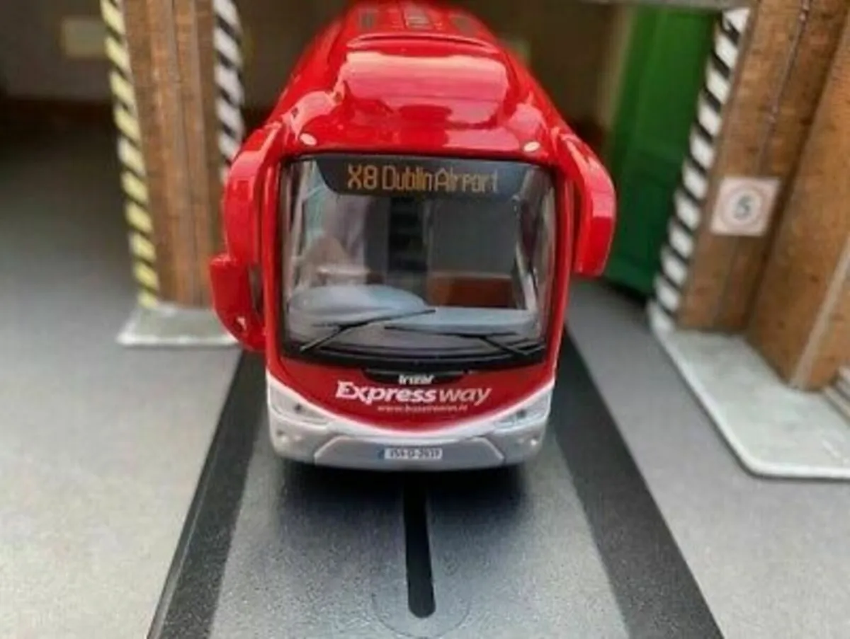 Bus Eireann Expressway, Dublin Airport, FREE POST - Image 3