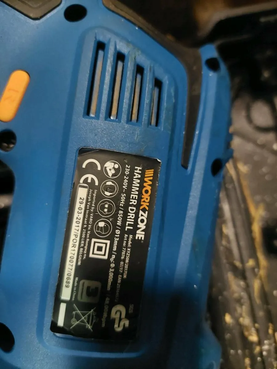 Drill hammer action/ reversible 850w new - Image 2