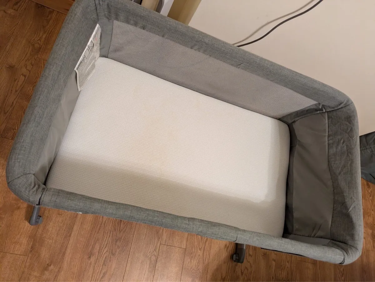 Joie Roomie Glide - Next to me cot - Image 1