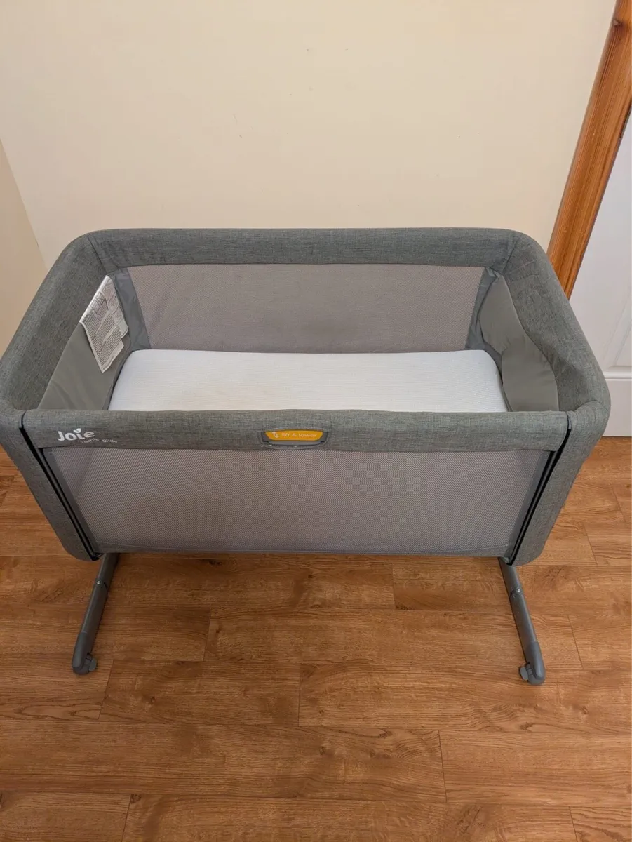 Joie Roomie Glide - Next to me cot - Image 2