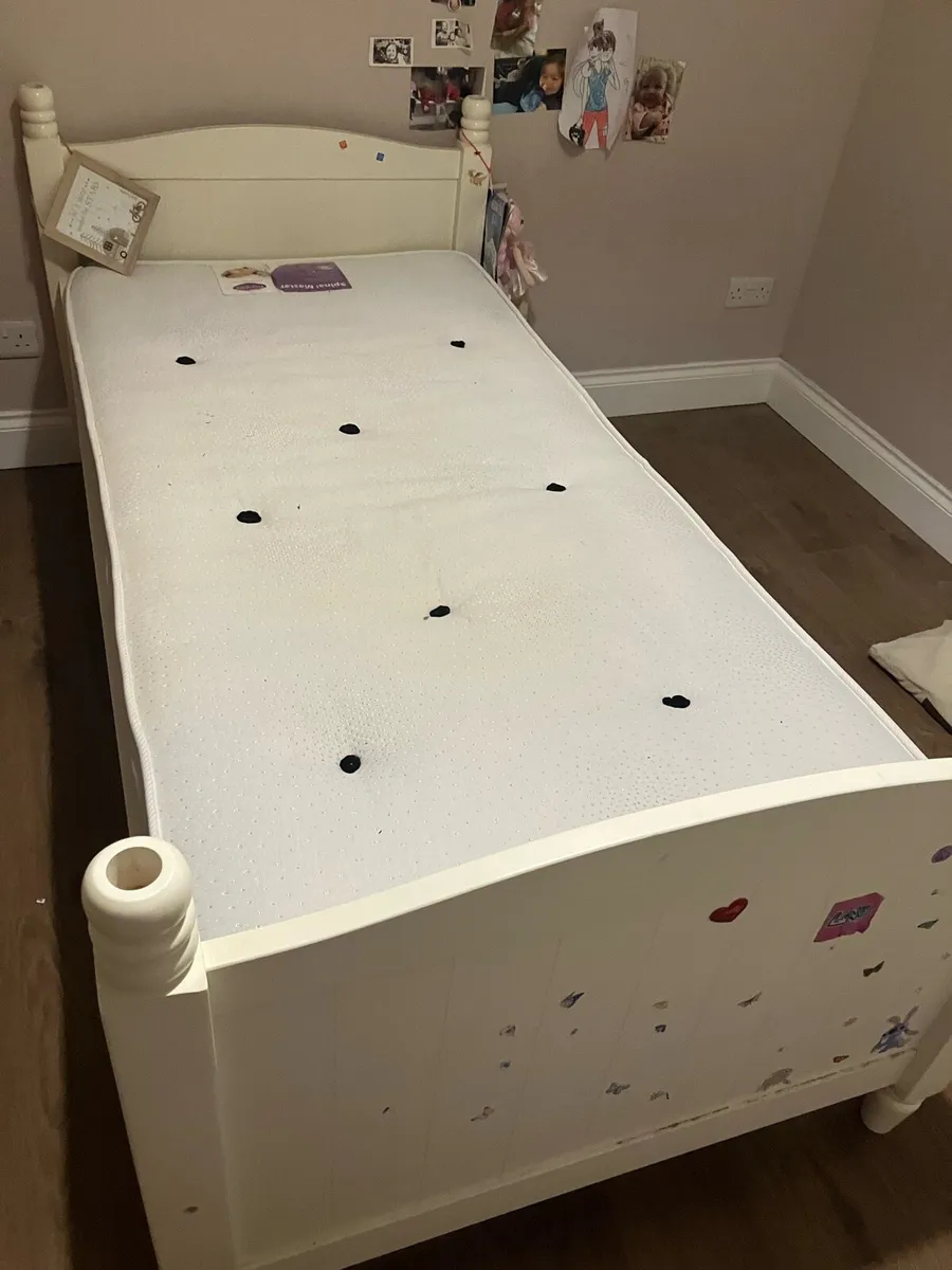 Bunk bed - Image 1