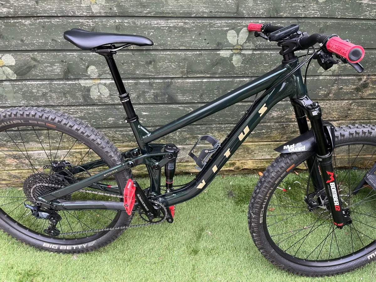 Vitus Mythique 29 VRX (Medium) + Garmin Edge 530 - Image 1