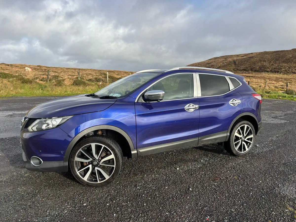 Nissan Quashqai Tekna Low Miles - Image 4
