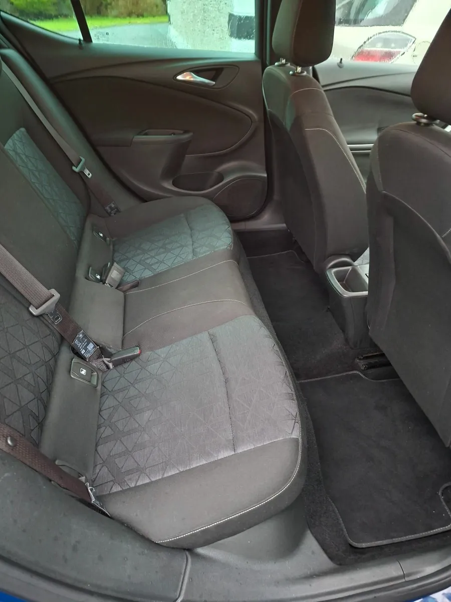 Opel Astra 2019 - Image 4