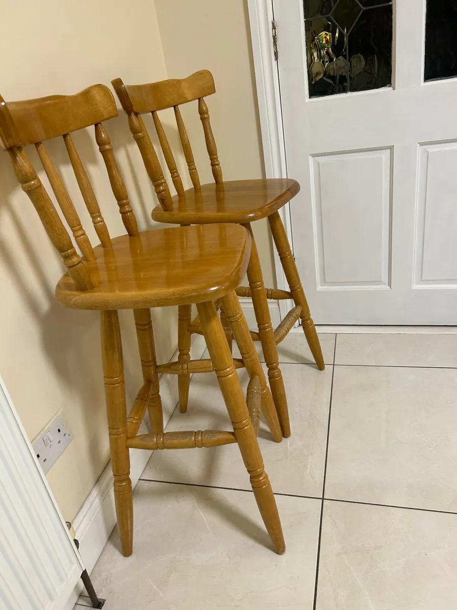 Two breakfast bar stools - Image 4