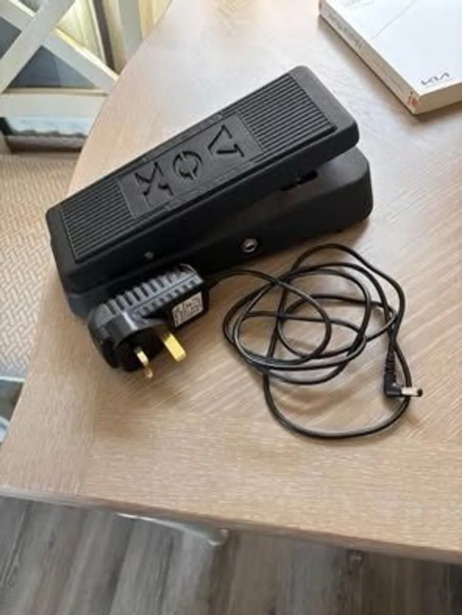 vox v845 wah pedal