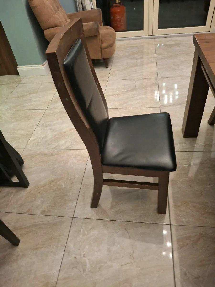 Dining table and chairs - Image 4