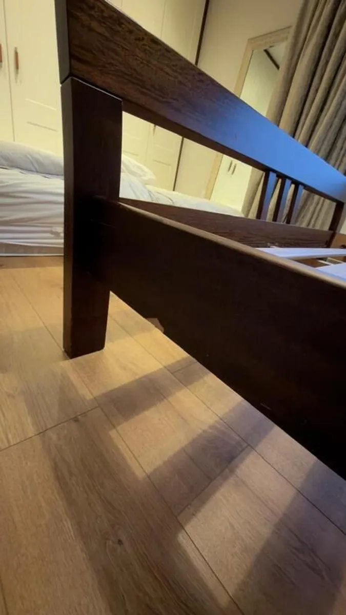 King Size Bed and 2 Bedside Lockers - Image 2