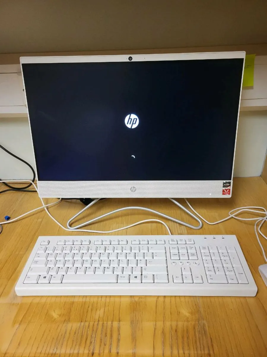 Hp All in One Desktop Computer - Image 3