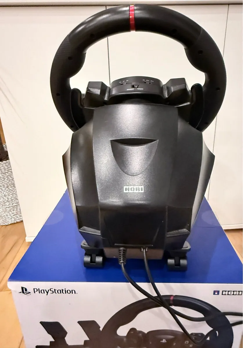 Hori ps4 Steering wheel & pedals -boxed+F1 23 - Image 2