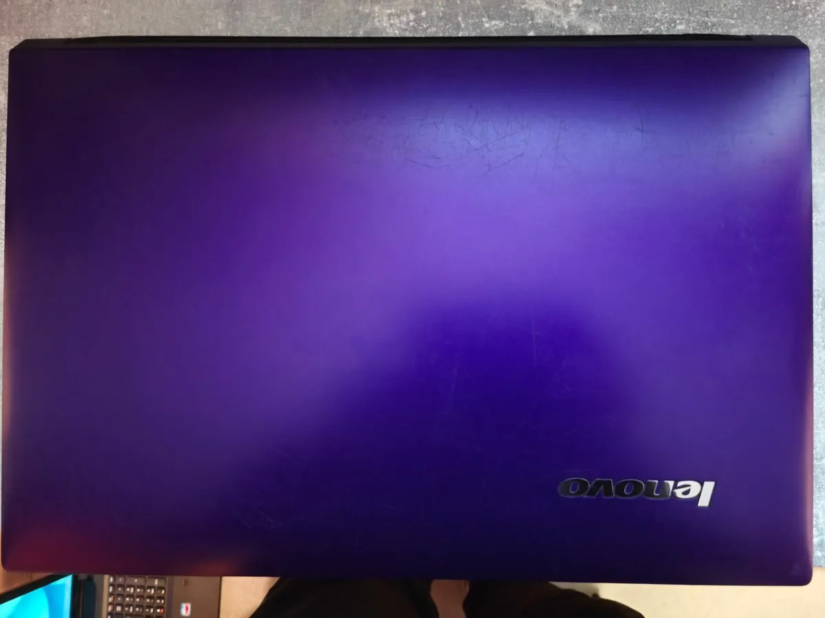 Purple Lenovo 15,6" i3 Windows 11 Laptop - Image 2
