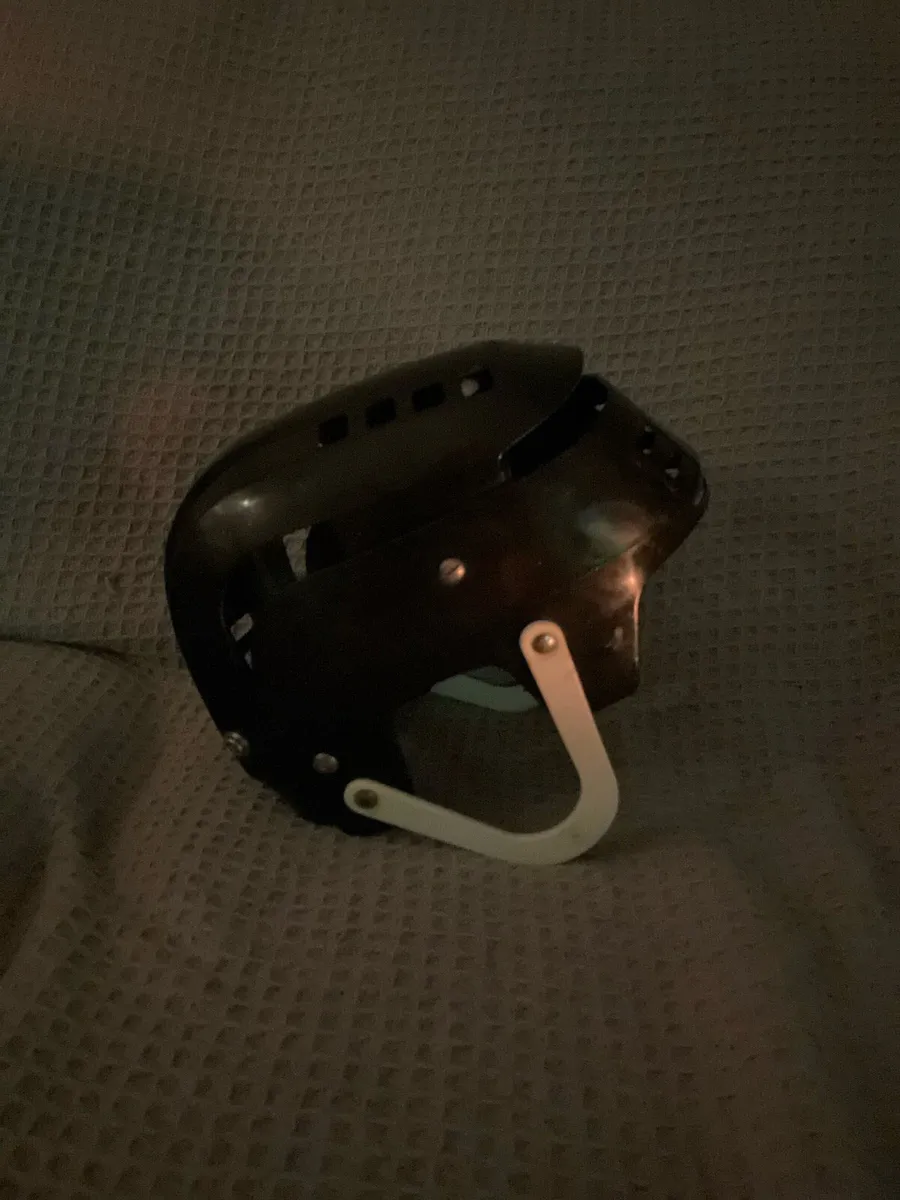 oldstyle black skb cooper helmet. - Image 2