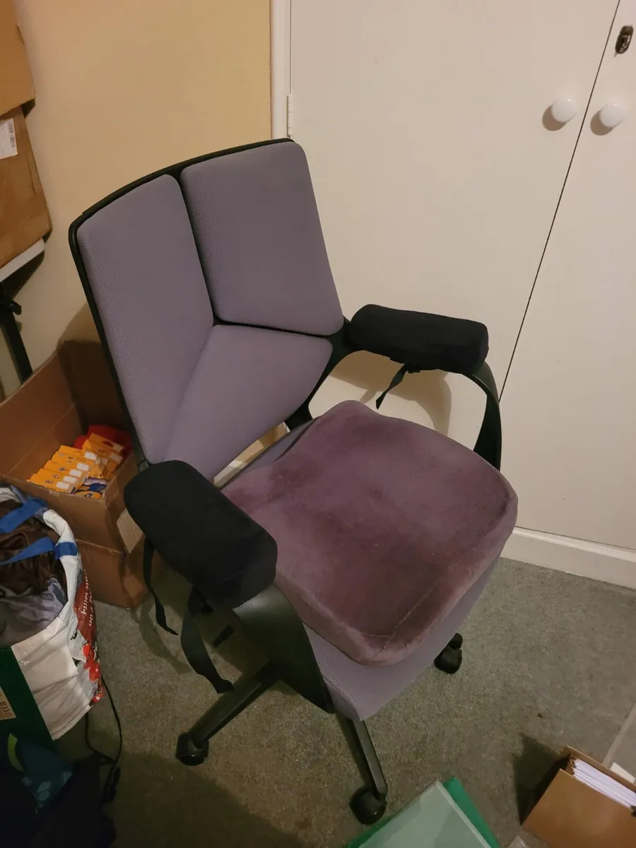 Office Desk Chair - Image 2