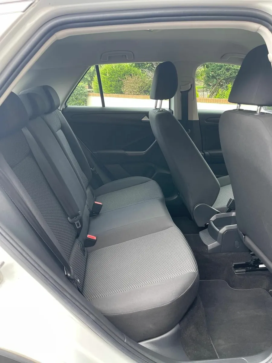 Volkswagen T-Roc 2019 - Image 4