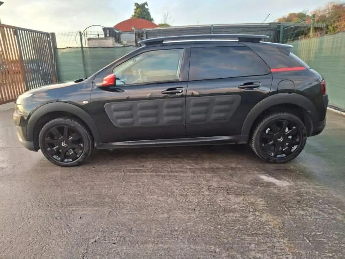Citroen C4 Cactus 2015 - Image 2