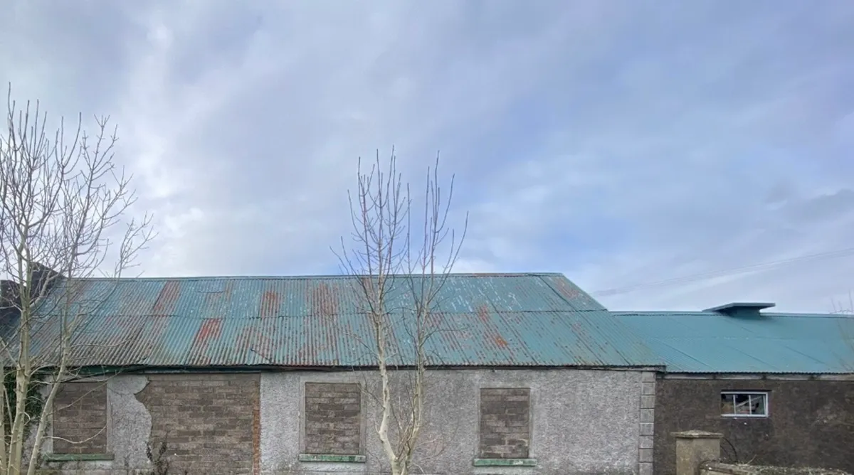 Secondhand Agricultural Tin & Steel - Image 2