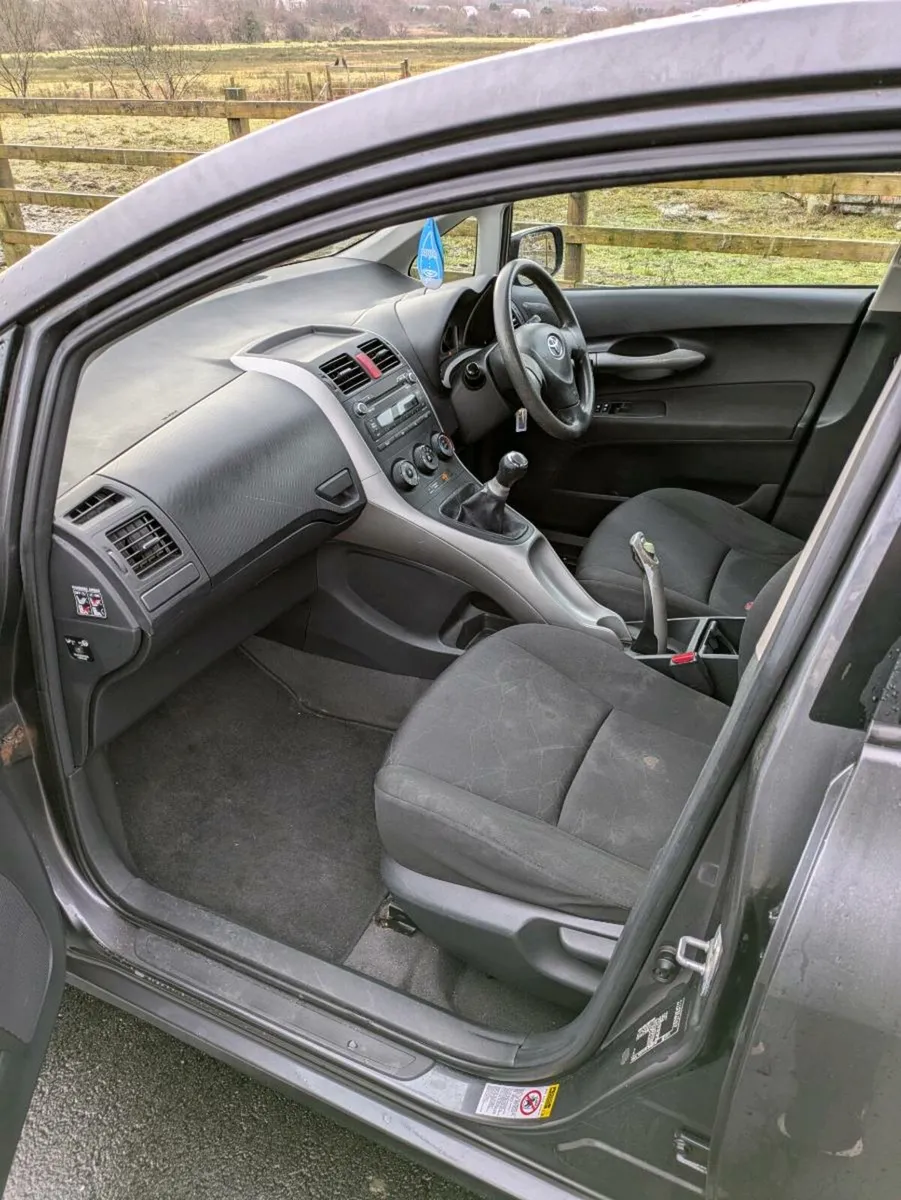 Toyota Auris - Image 4