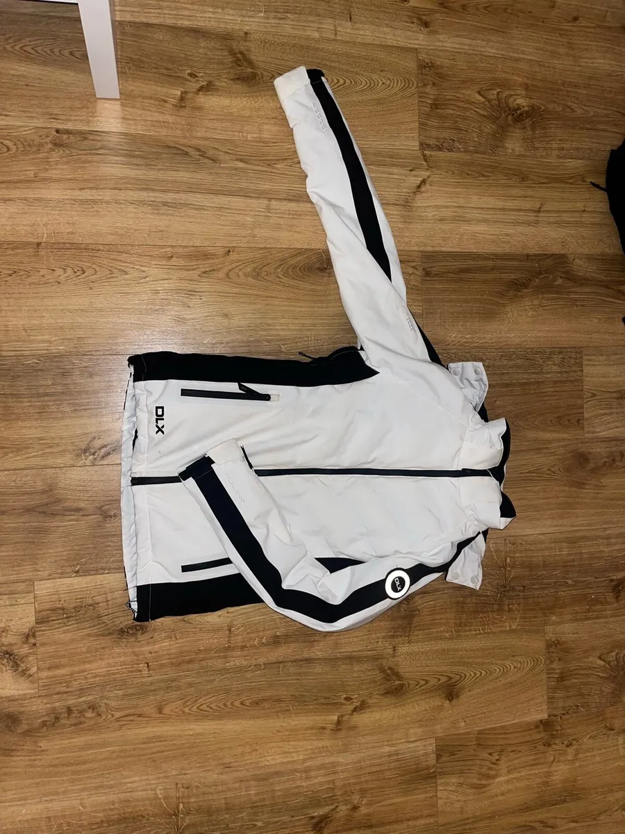 DLx Gabriella ski jacket - Image 1