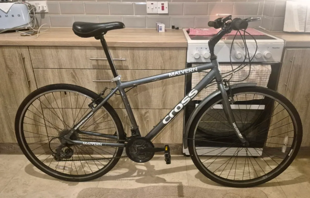 ADULTS HYBRID BIKE CROSS MALVERN WHEELS 700C SPEED - Image 3
