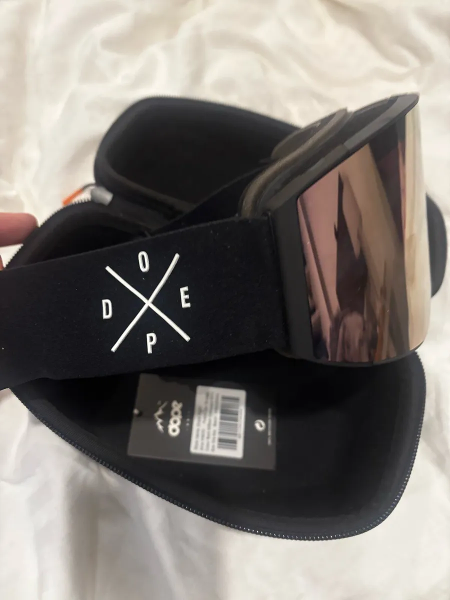 Ski Glasses - Image 2