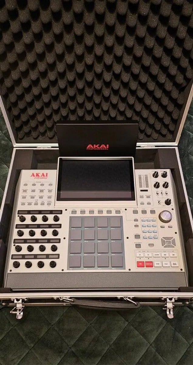 Akai MPC X Special Edition - Image 2