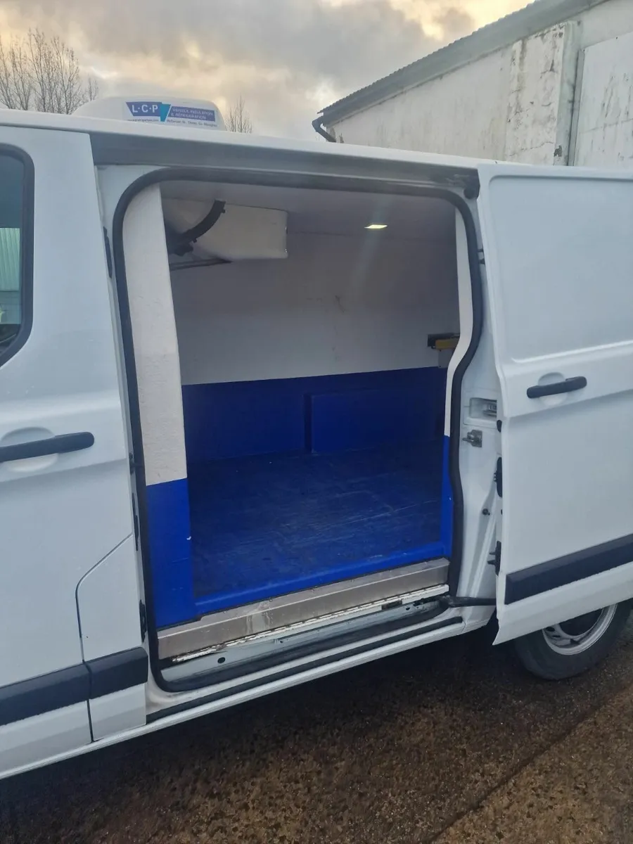 Ford Transit Custom 2018 - Image 2