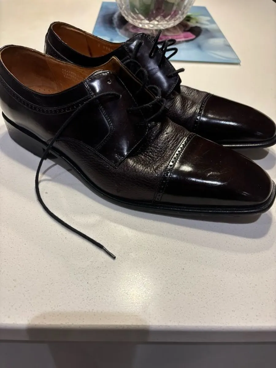 Mens Italian Leather shoes (size 12) - Image 1