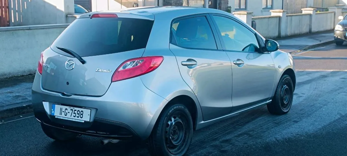 Mazda demio - Image 3