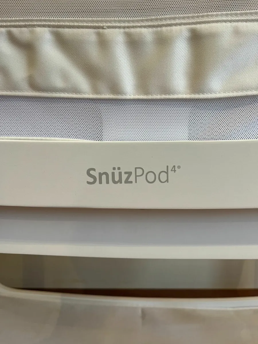 SnuzPod 4 Bedside Crib - Image 3