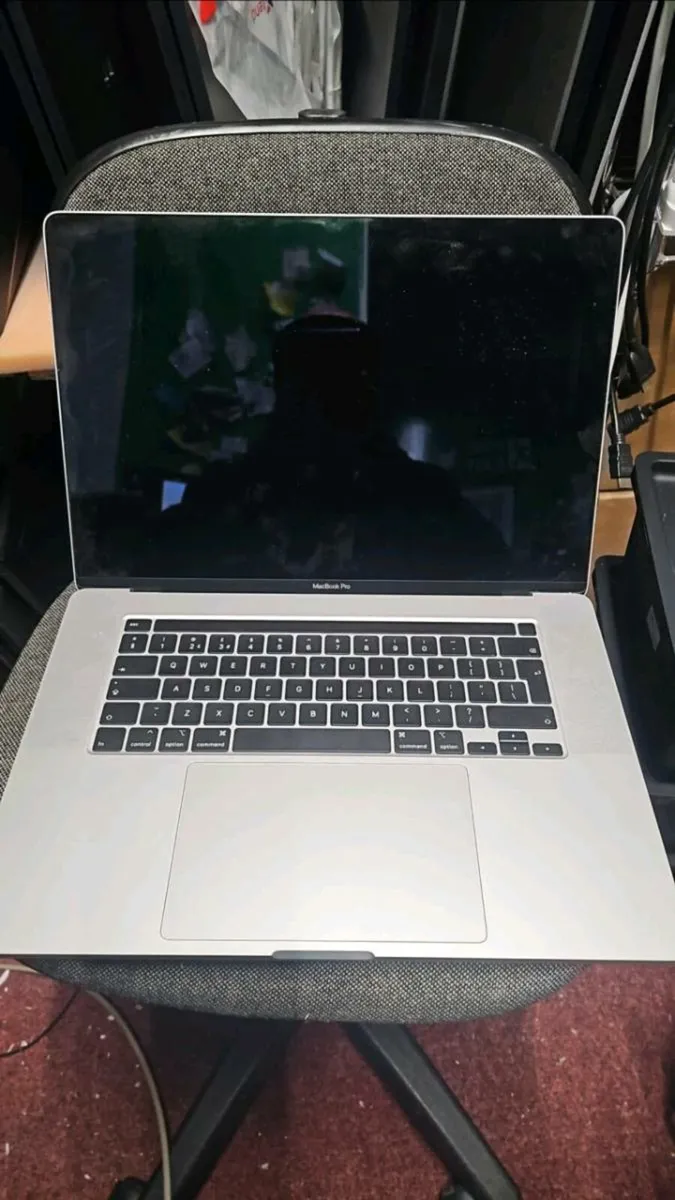MacBook Pro 16" 2019 - 2021 A2141 Parts Only - Image 2