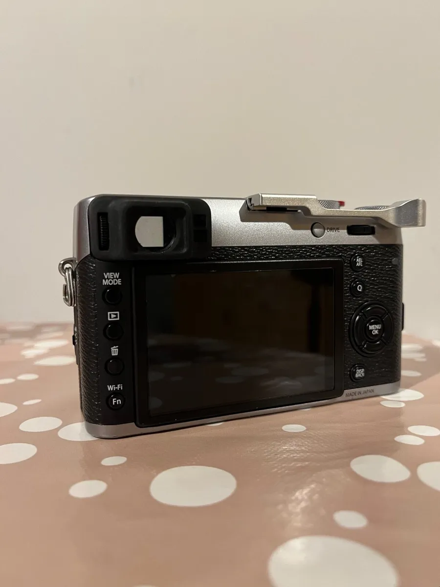 Fujifilm X100T Camera - Image 2