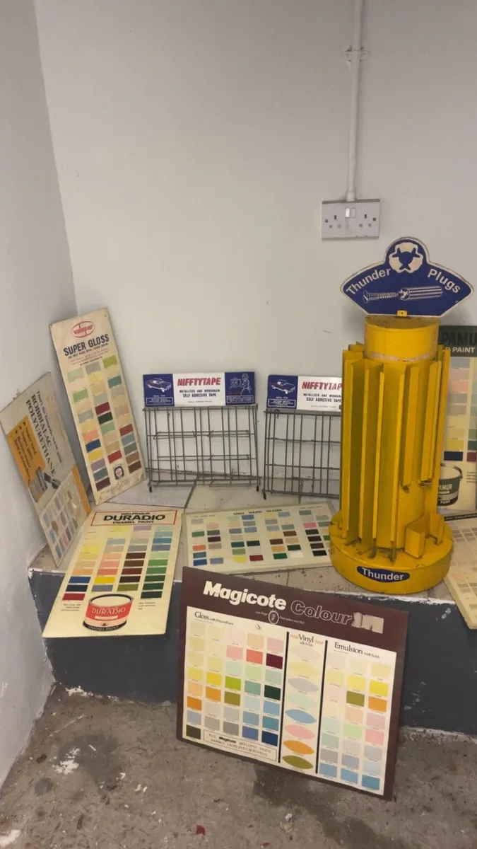 Old hardware shop advertising - Image 1