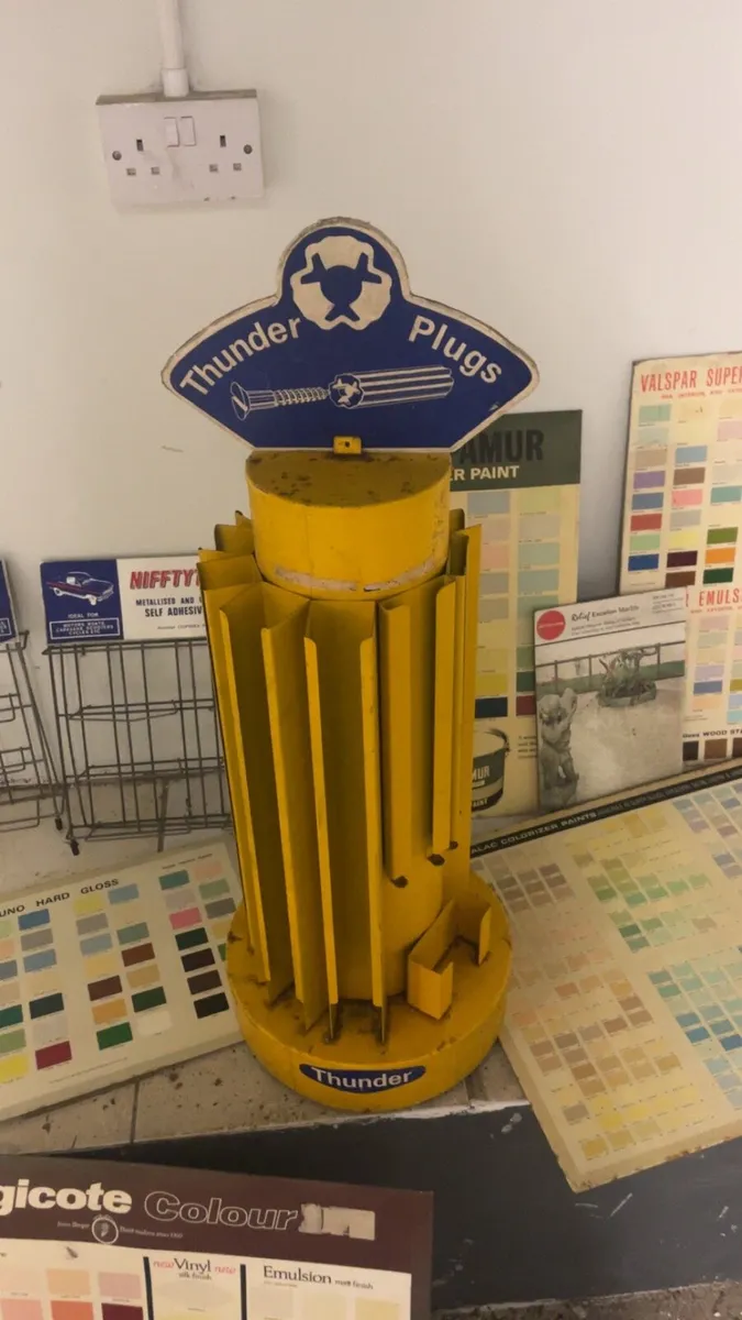 Old hardware shop advertising - Image 2