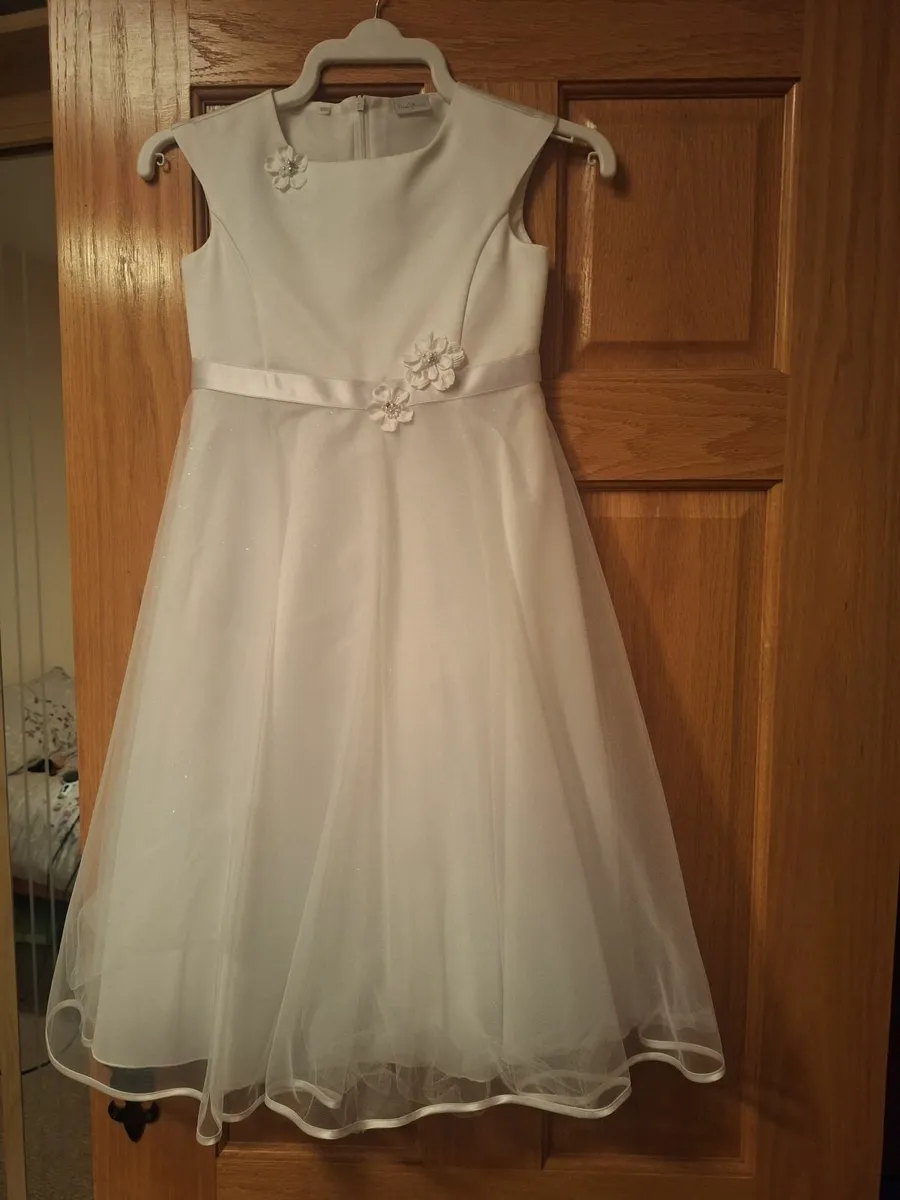 Communion dress & accessories - Image 1