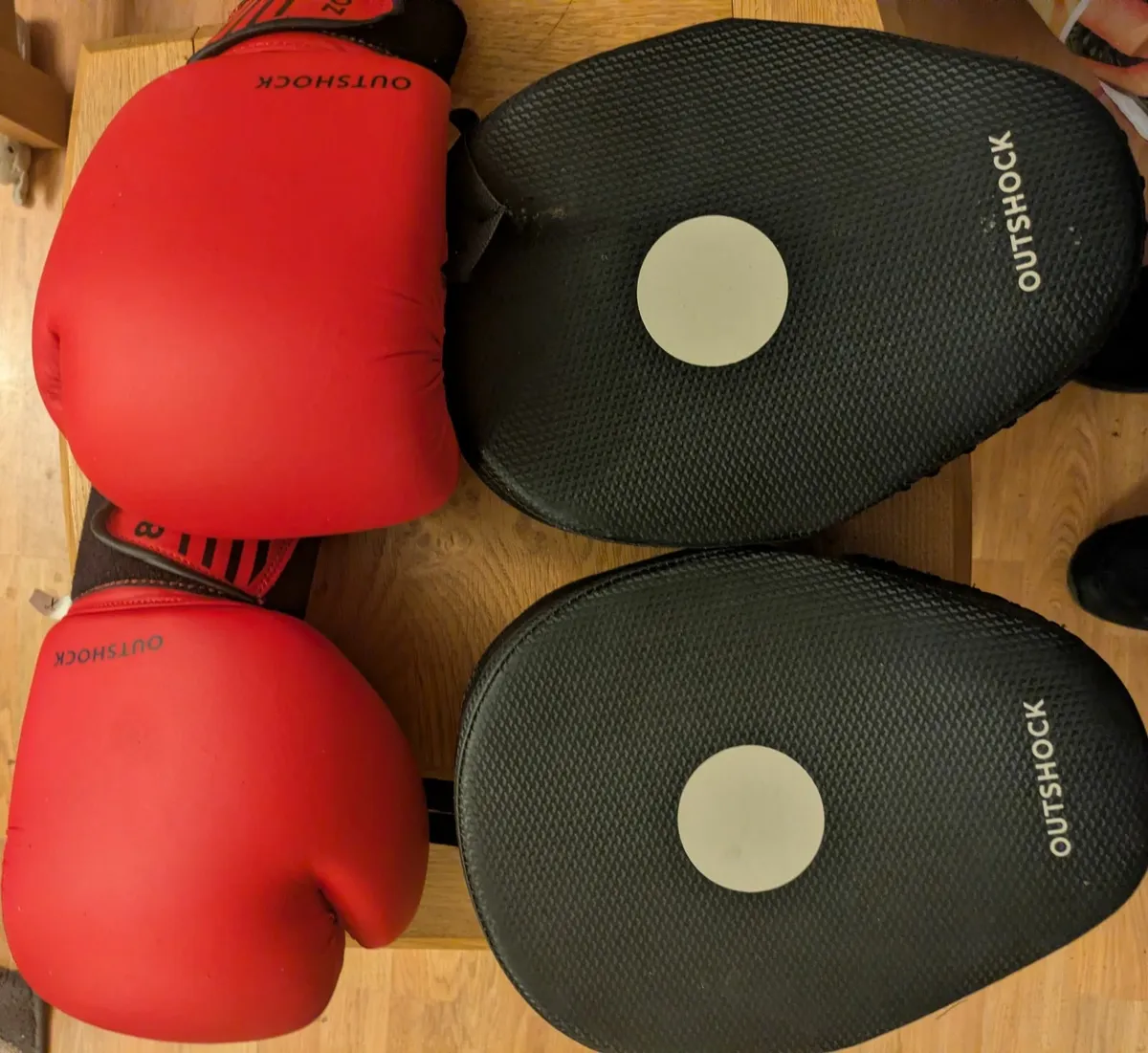 Boxing Gloves & Mitts