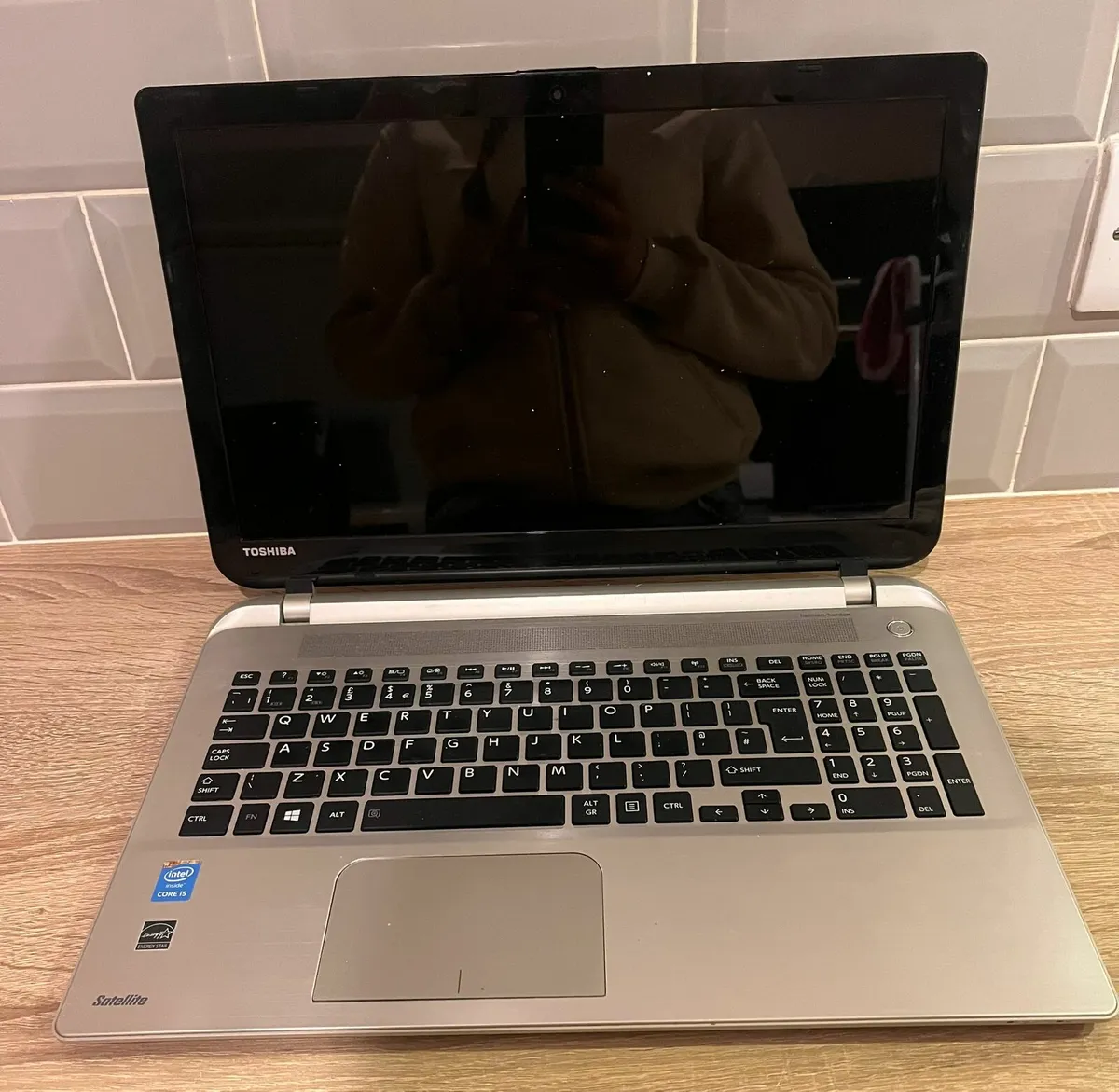 TOSHIBA SATELLITE S50-B, 15.6"
WORKING PERFECT  PE - Image 3