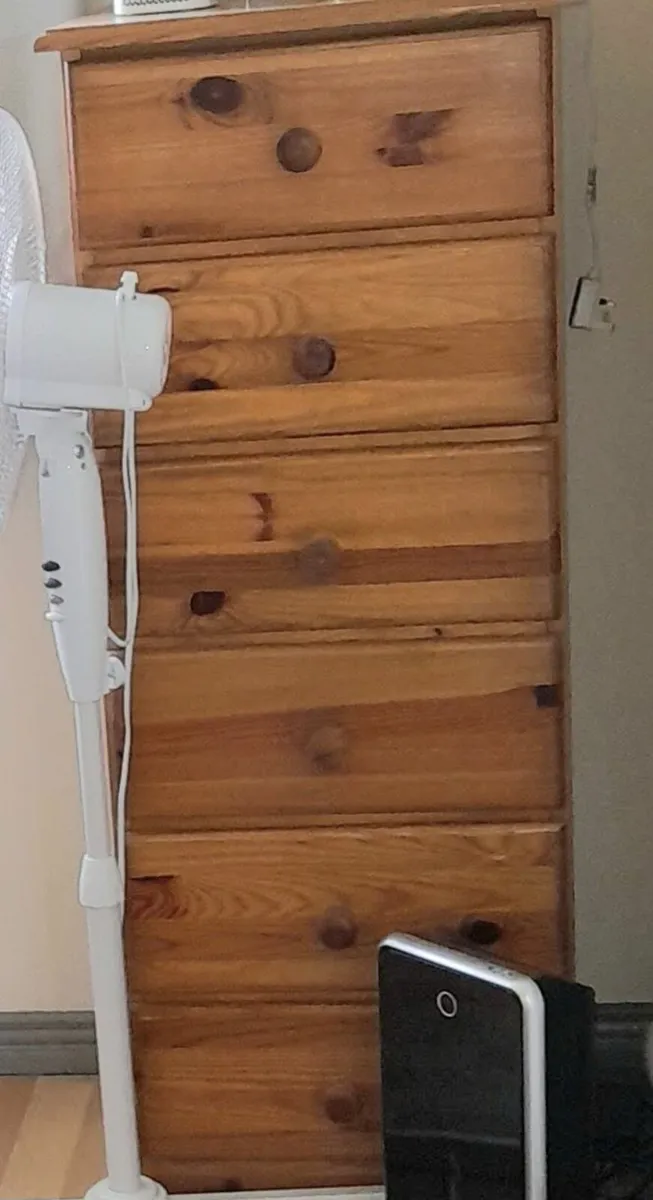 Bed & Tallboy Chest Of Drawers - Image 4