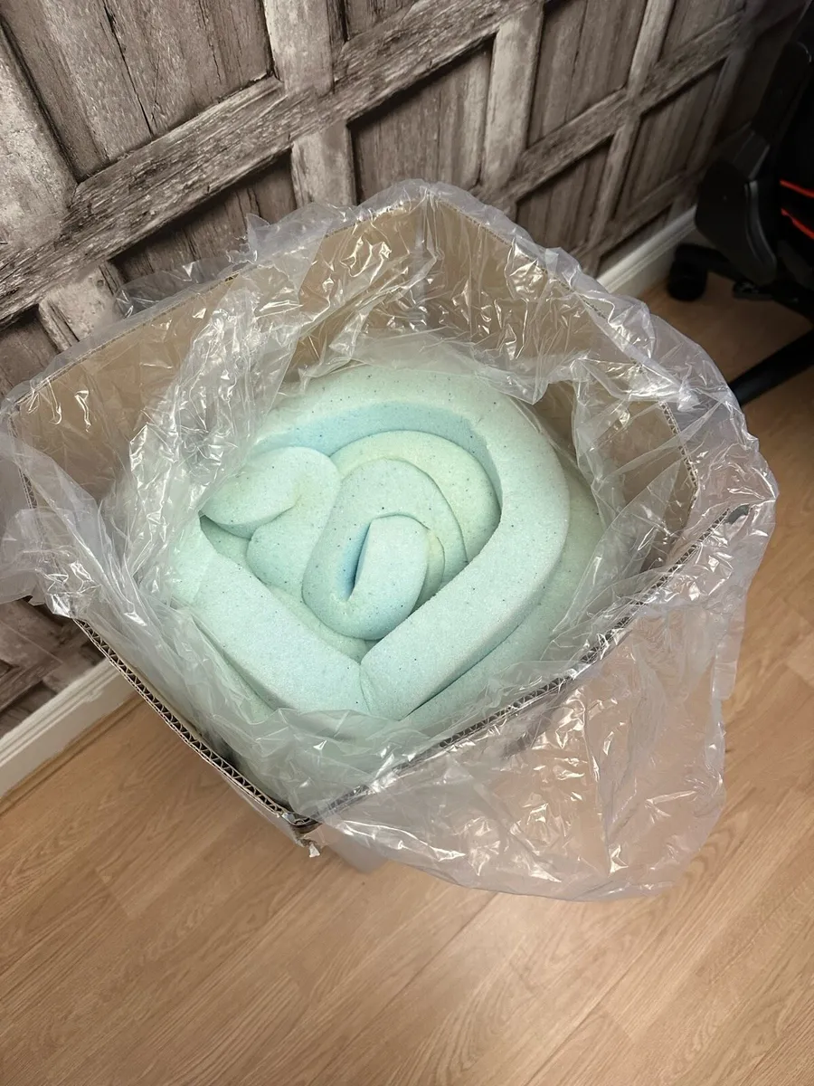 NEW RECCI Memory Foam (Kingsize) - Image 2