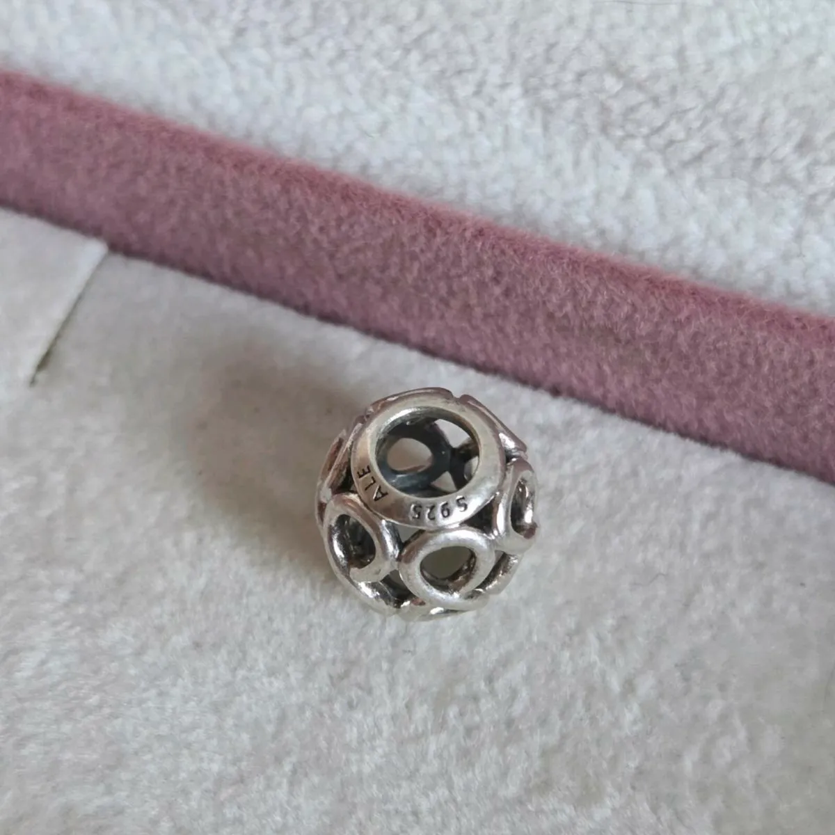 Pandora infinity charm perfect condition - Image 4