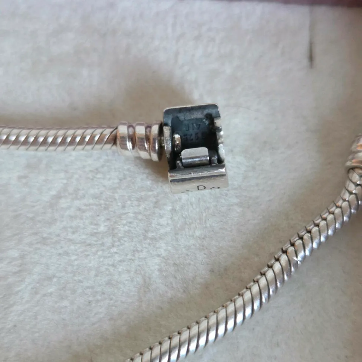 Pandora bracelet - Image 4