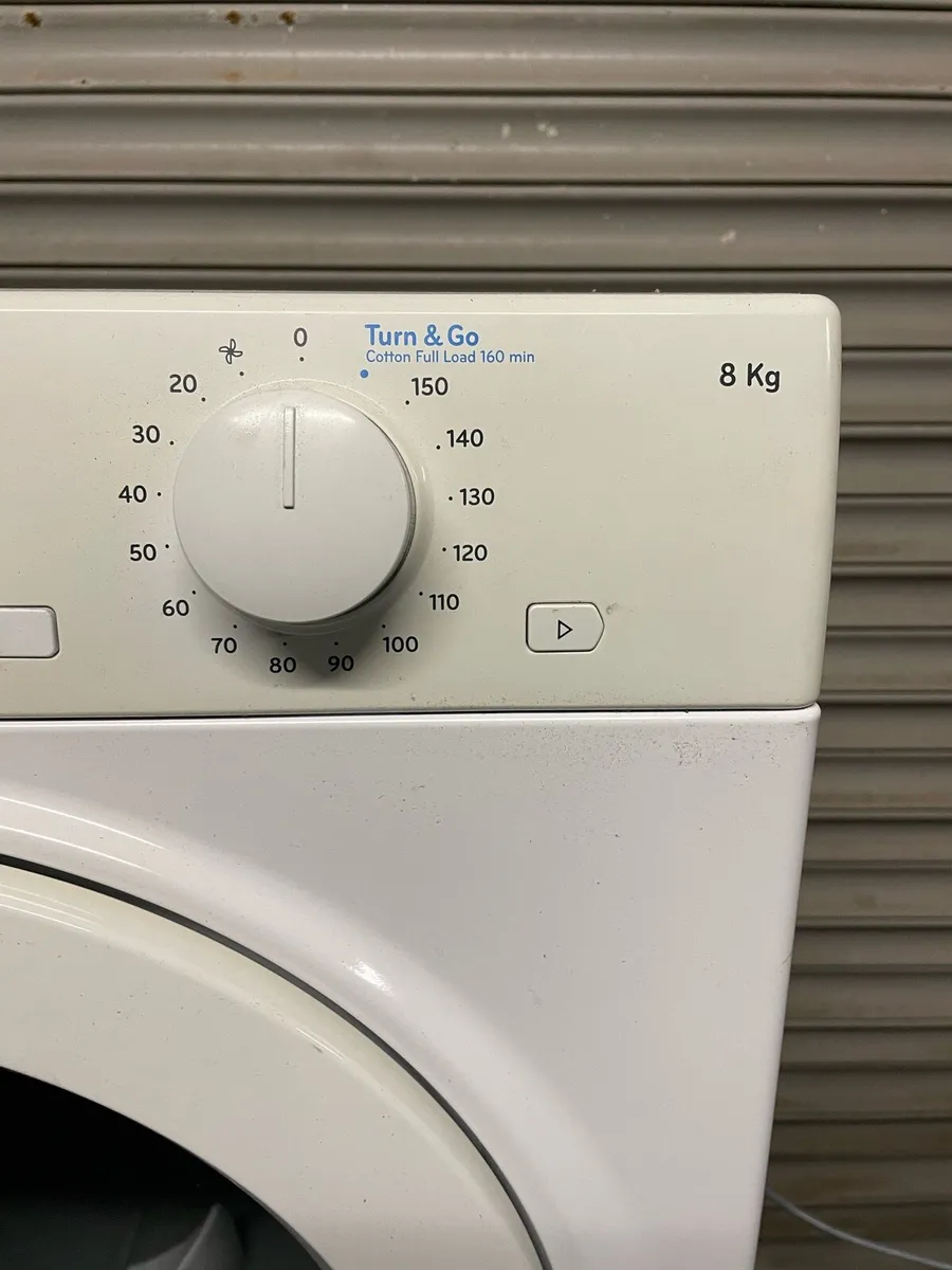 Indesit Vented Tumble Dryer 8kg - Image 2