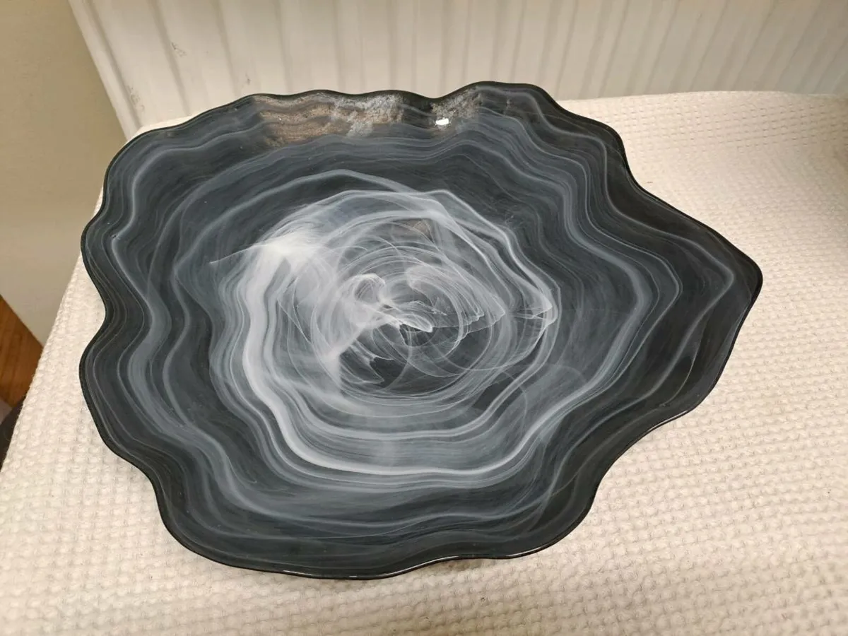 Decorative Black Swirl Glass Bowl - Image 2